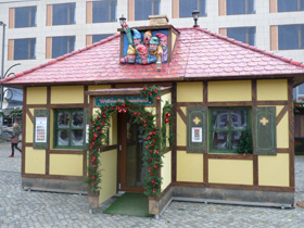 Weihnachtsmannhaus Striezelmarkt